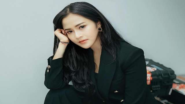 Bella Bonita: Profil Lengkap Selebgram Muda dengan Pesona